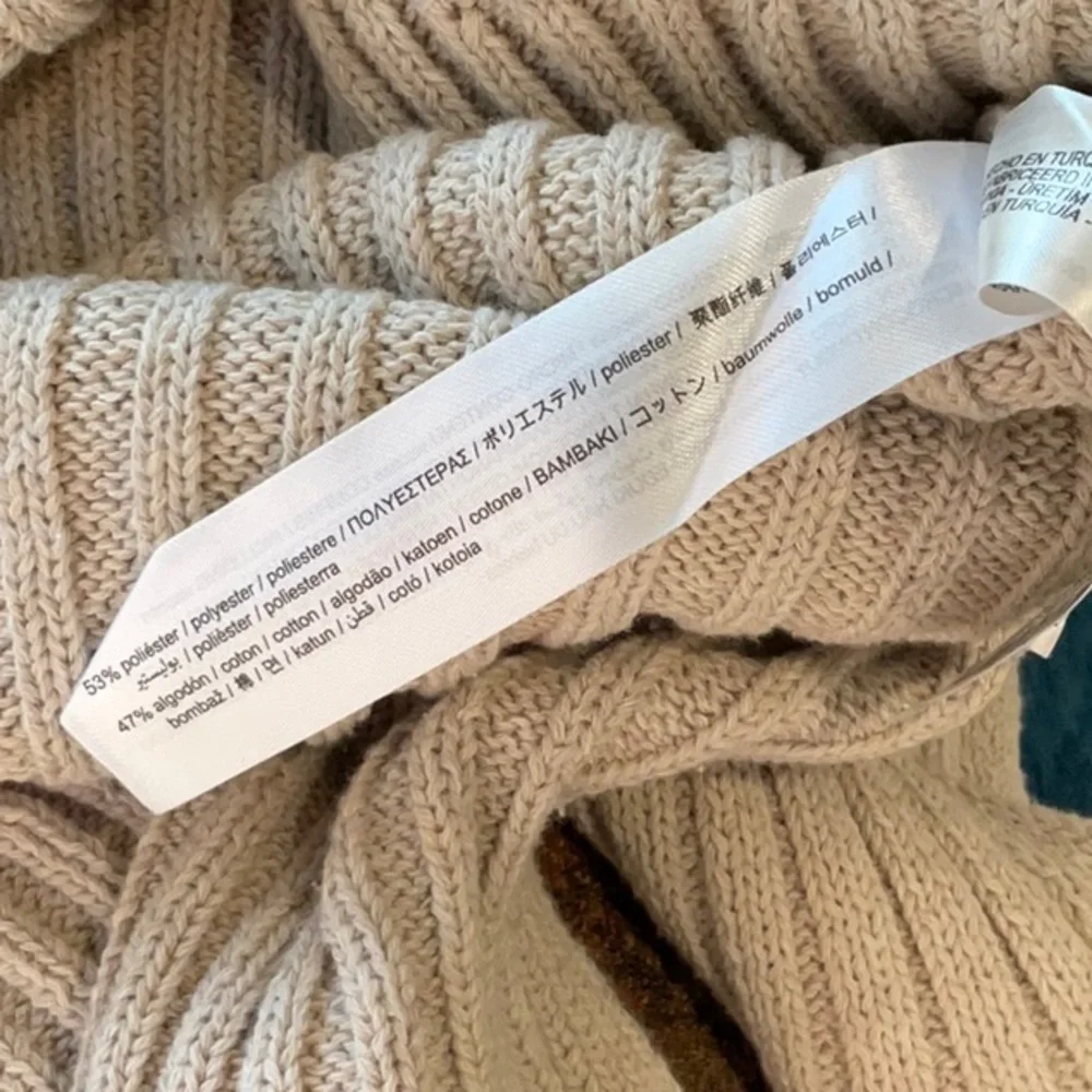 ZARA Ribbed Knit Vest - Picture 6 of 6